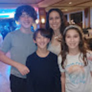 Meet your Posher, Juliana